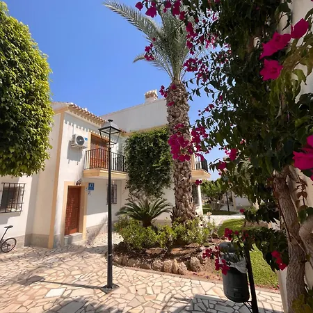 La Casita Verde- Cerca De La Playa Y Con Piscina Abierta Todo El Ano Apartamento Playas de Vera